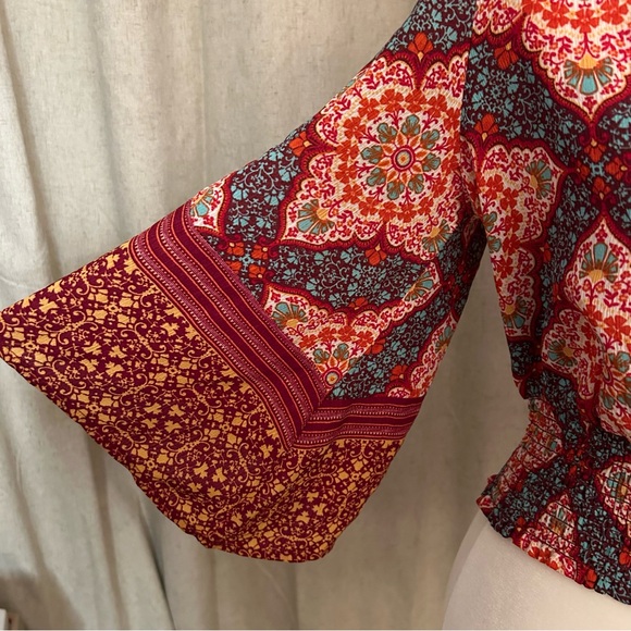 TWINE & STRING Cropped Boho Retro Top with bell Sleeves size Medium - Picture 5 of 11